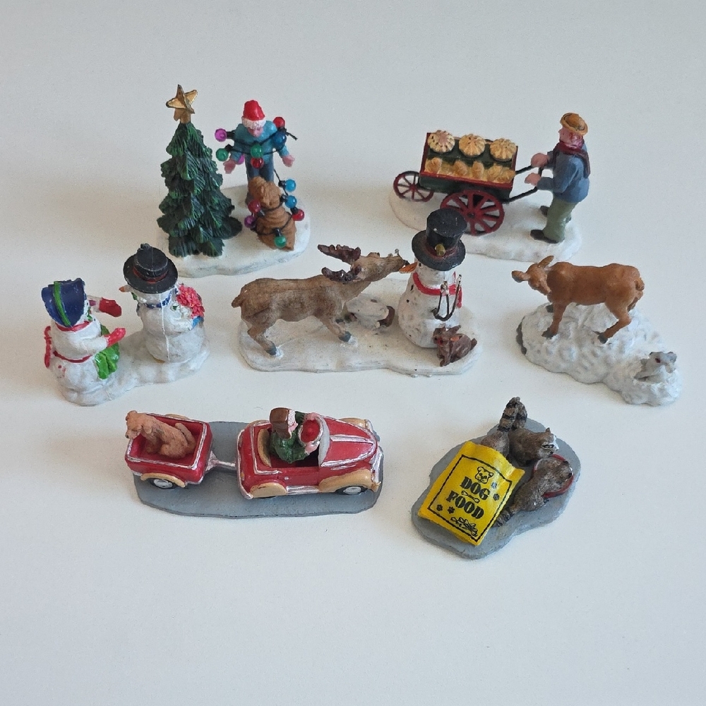Lemax Christmas Village accessories
